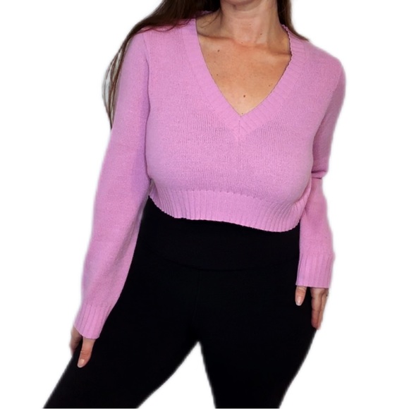 Barbiecore Baby Pink Preppy H&M Deep V-Neck Cropped Sweater Ribbed Details Large - Picture 3 of 8